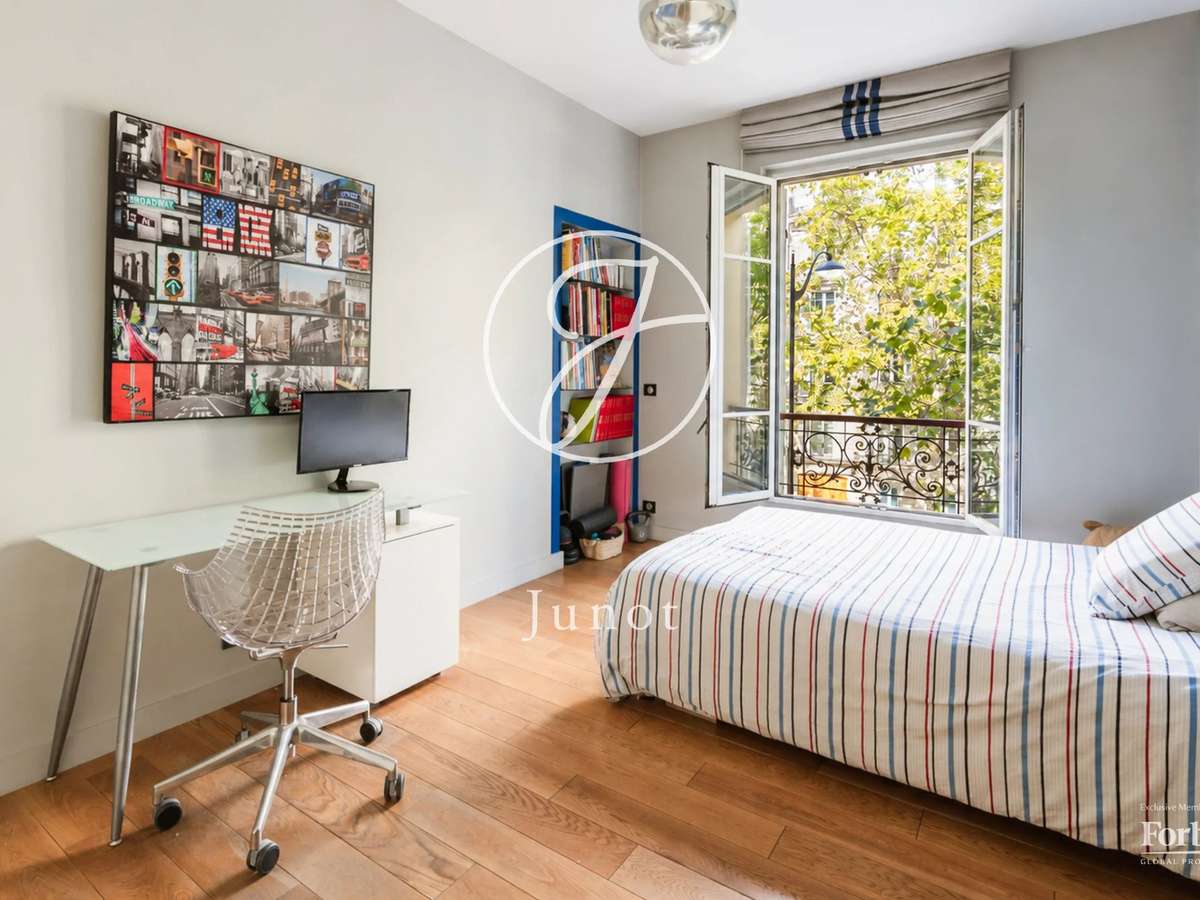 Apartment Paris 17e