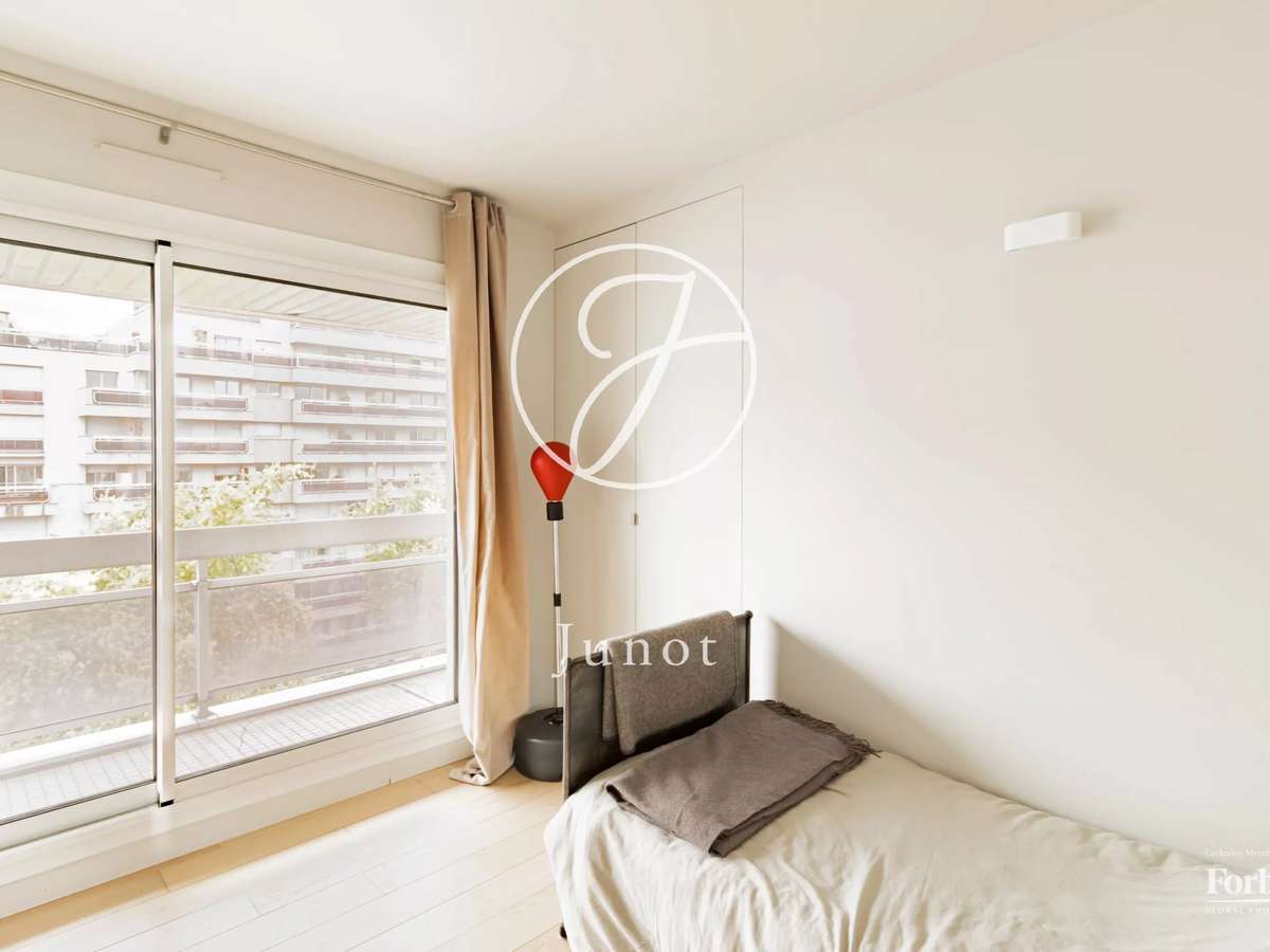 Apartment Paris 17e