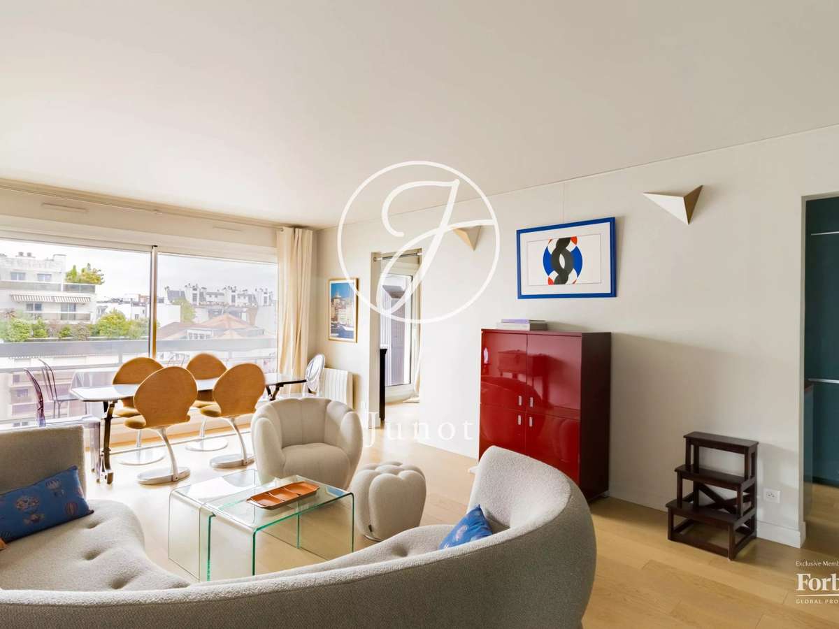 Apartment Paris 17e
