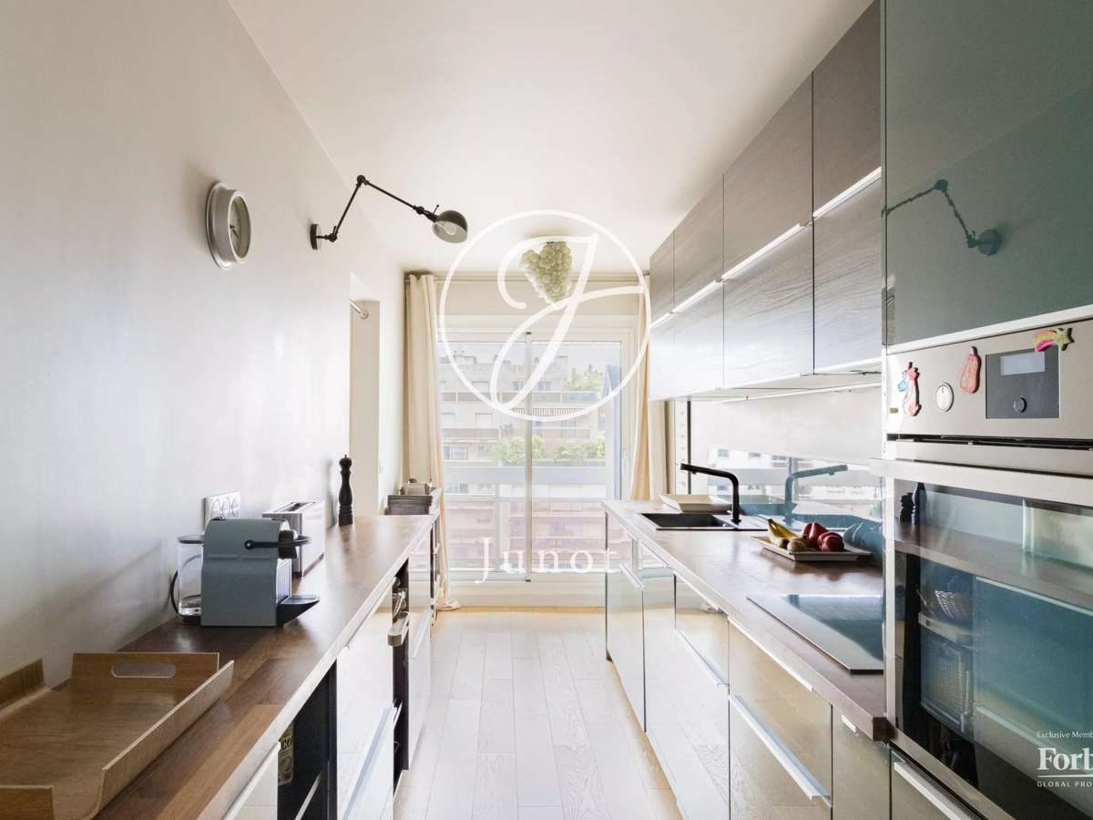 Apartment Paris 17e