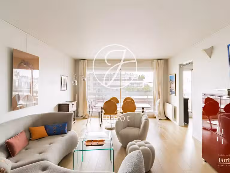 Appartement Paris 17e - 3 chambres - 114m²
