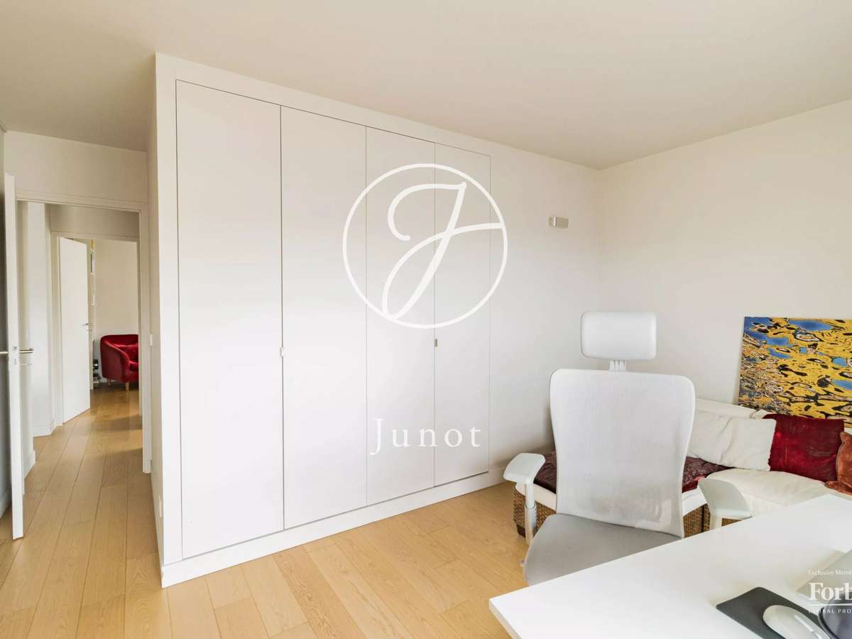 Apartment Paris 17e
