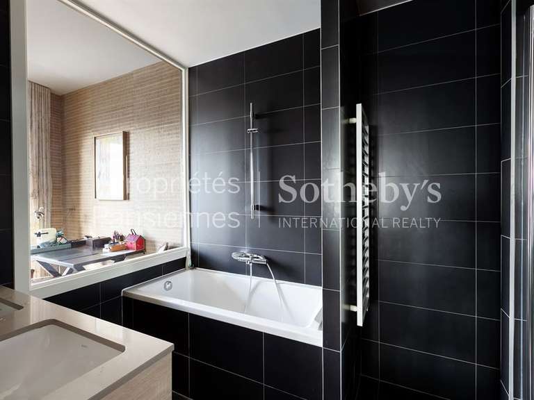 Appartement Paris 17e - 3 chambres - 198m²