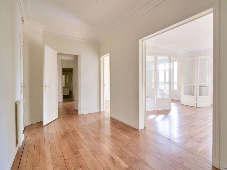 Appartement Paris 17e - 3 chambres - 142m²