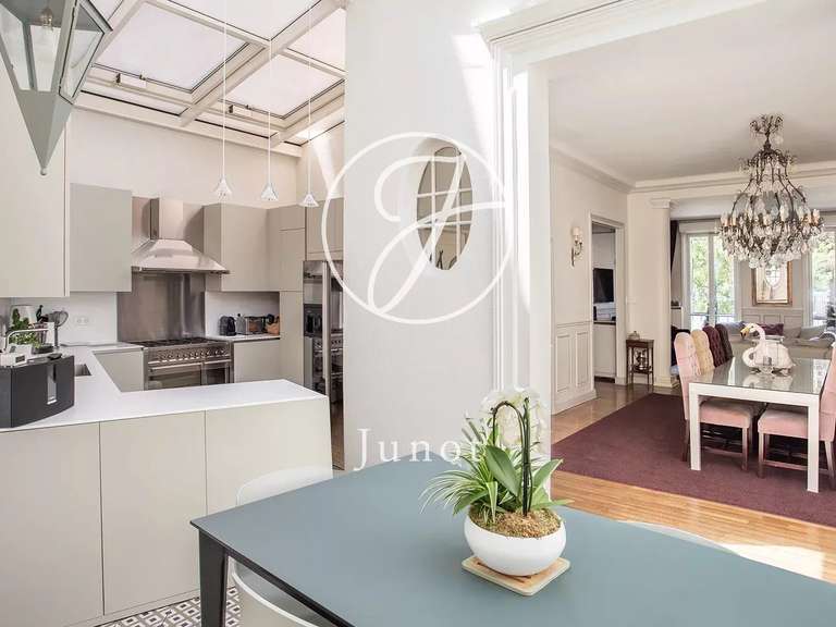 Mansion Paris 17e - 4 bedrooms - 347m²