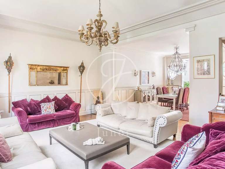 Mansion Paris 17e - 4 bedrooms - 347m²