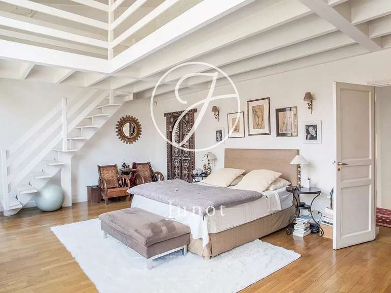 Mansion Paris 17e - 4 bedrooms - 347m²