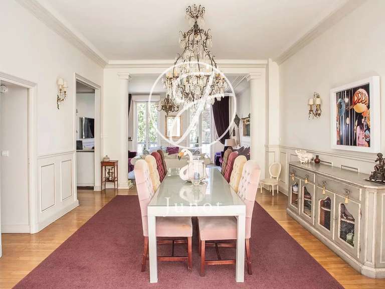 Mansion Paris 17e - 4 bedrooms - 347m²