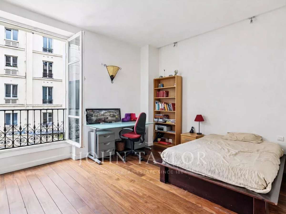 Mansion Paris 17e