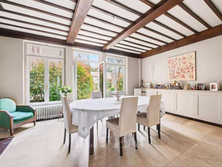 Hôtel particulier Paris 17e - 5 chambres - 309m²