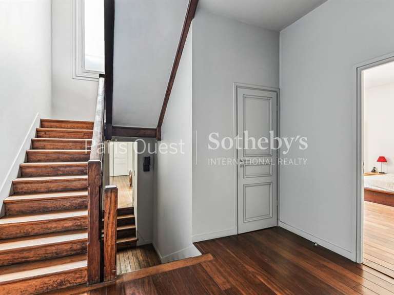 House Paris 17e - 6 bedrooms - 400m²