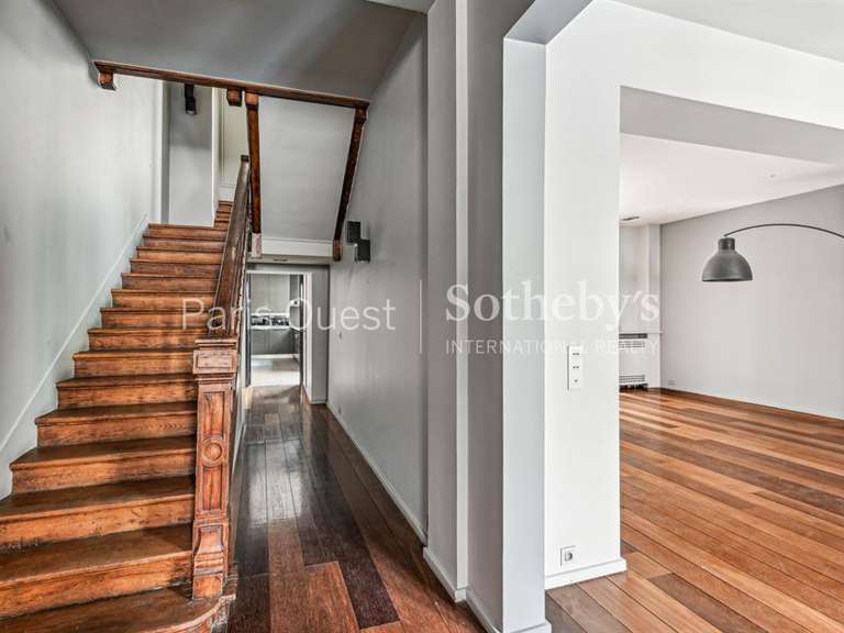 House Paris 17e - 6 bedrooms - 400m²