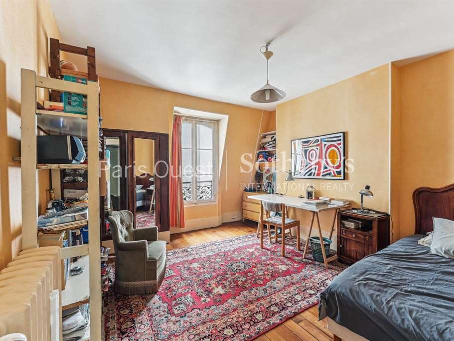 House Paris 17e