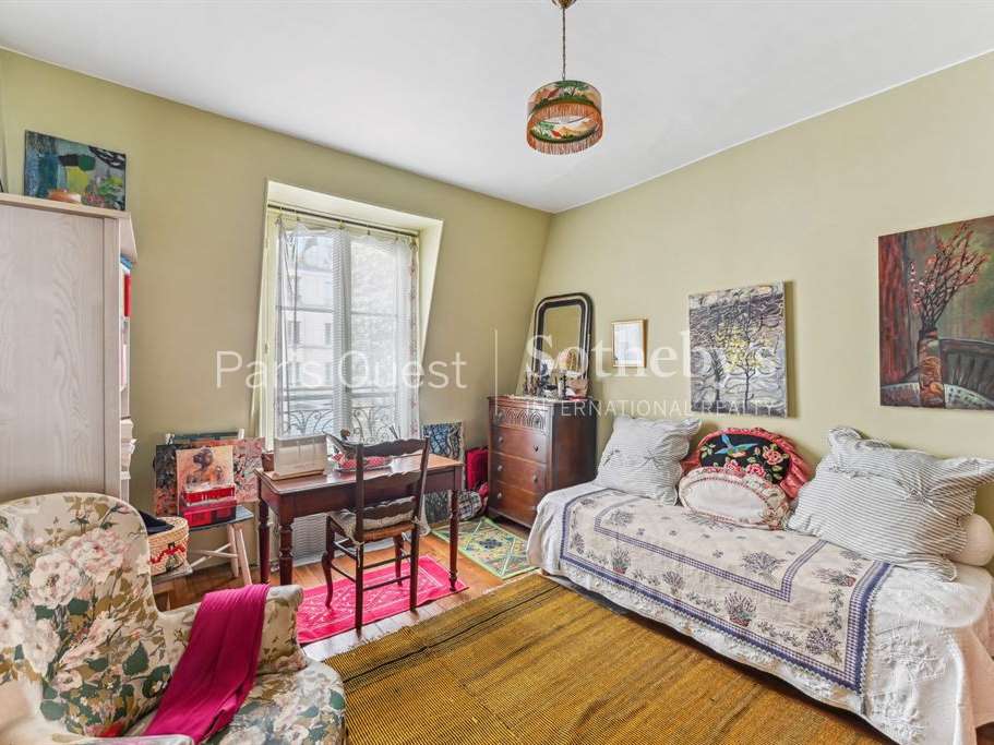House Paris 17e