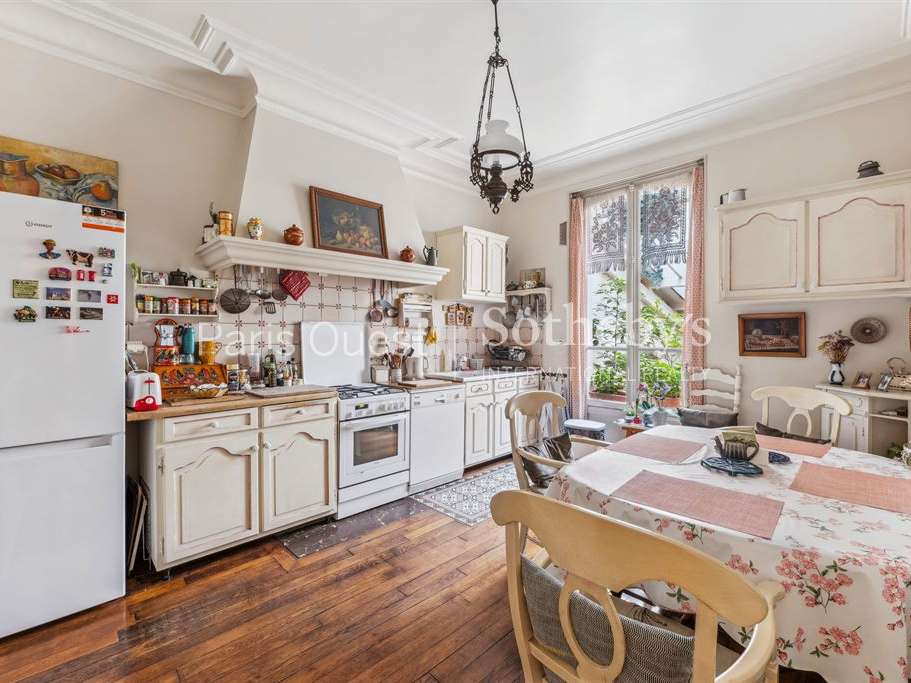 House Paris 17e