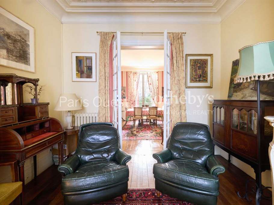 House Paris 17e