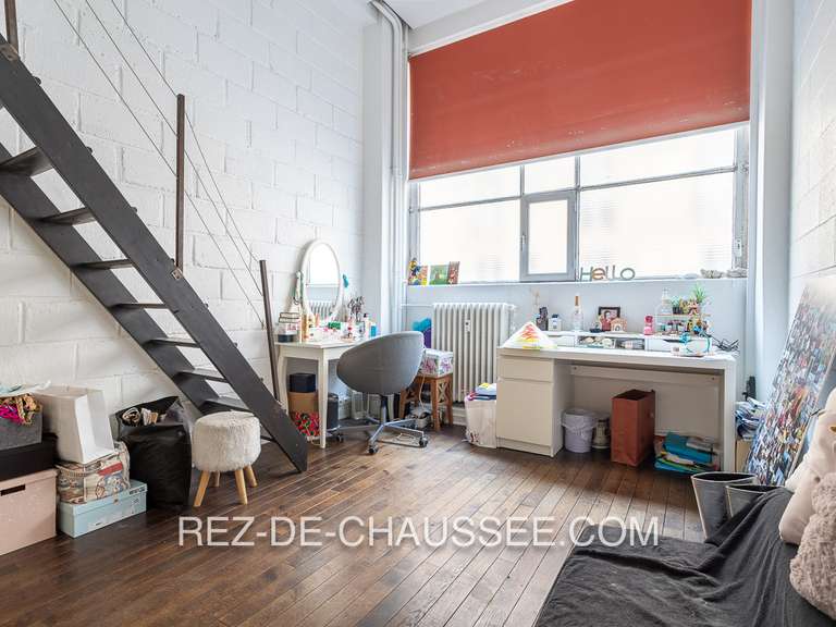 Appartement Paris 18e - 6 chambres - 248m²