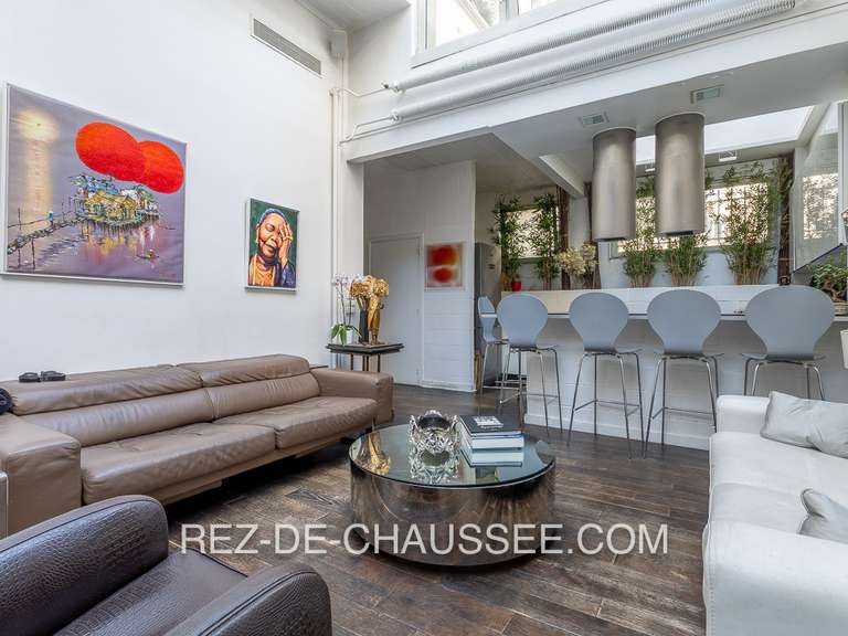 Appartement Paris 18e - 6 chambres - 248m²