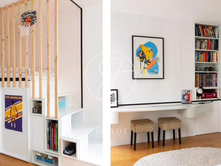 Appartement Paris 18e - 2 chambres - 74m²