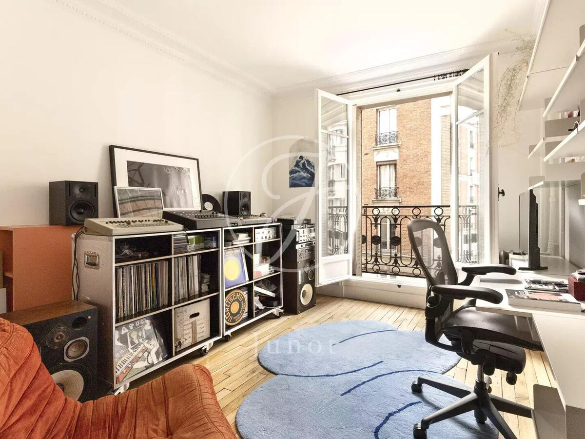 Apartment Paris 18e