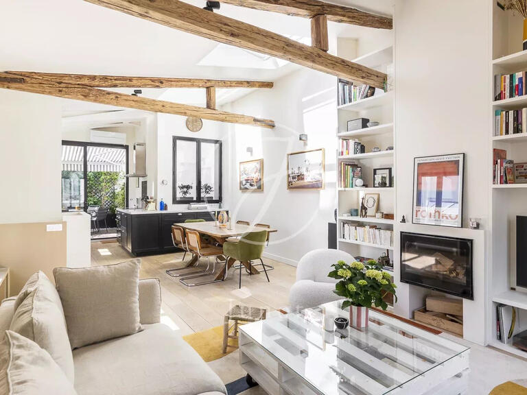 Appartement Paris 18e - 2 chambres - 100m²