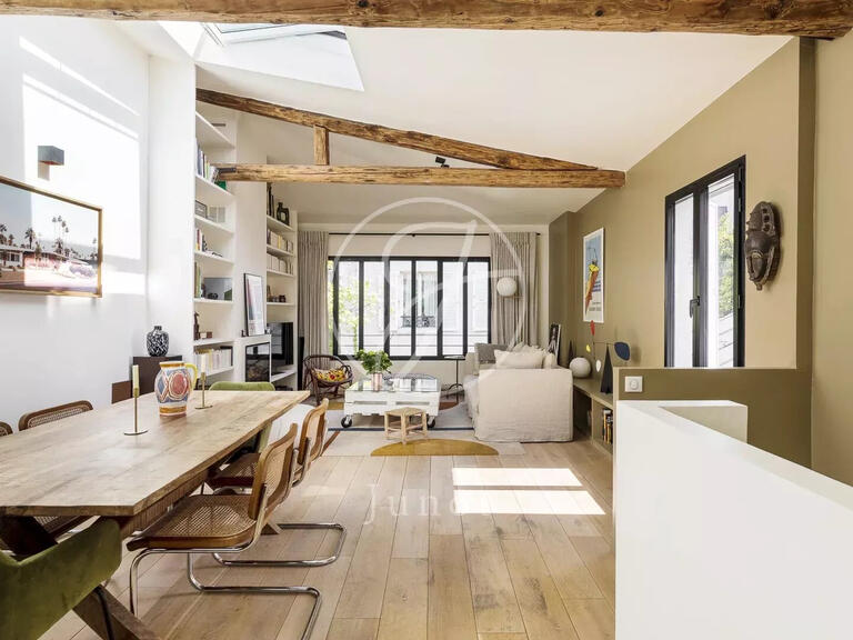 Appartement Paris 18e - 2 chambres - 100m²