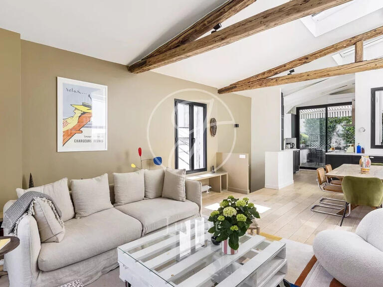 Appartement Paris 18e - 2 chambres - 100m²