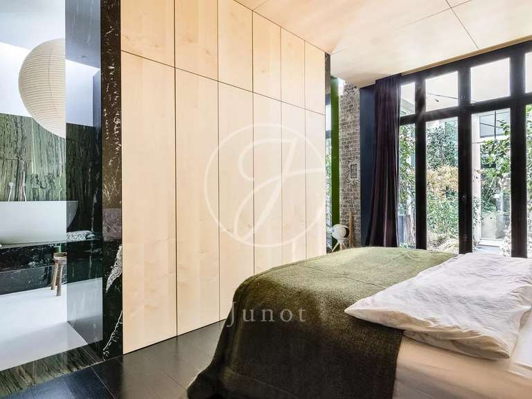 Appartement Paris 18e - 2 chambres - 160m²