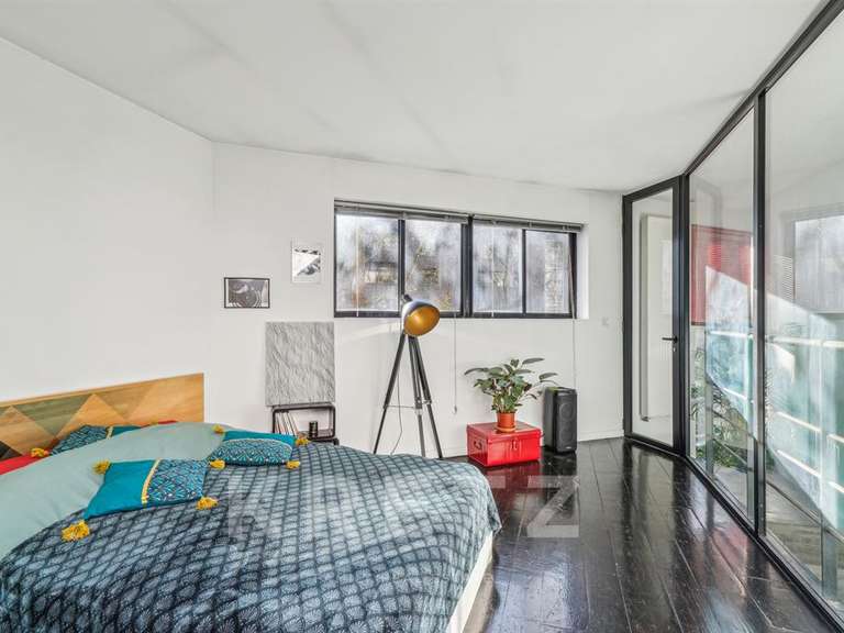 Appartement Paris 18e - 2 chambres - 103m²