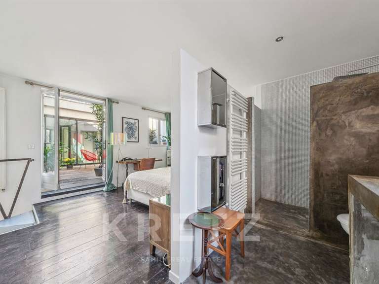 Appartement Paris 18e - 2 chambres - 103m²