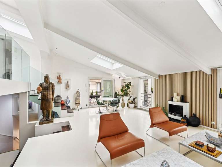 Appartement Paris 18e - 4 chambres - 239m²