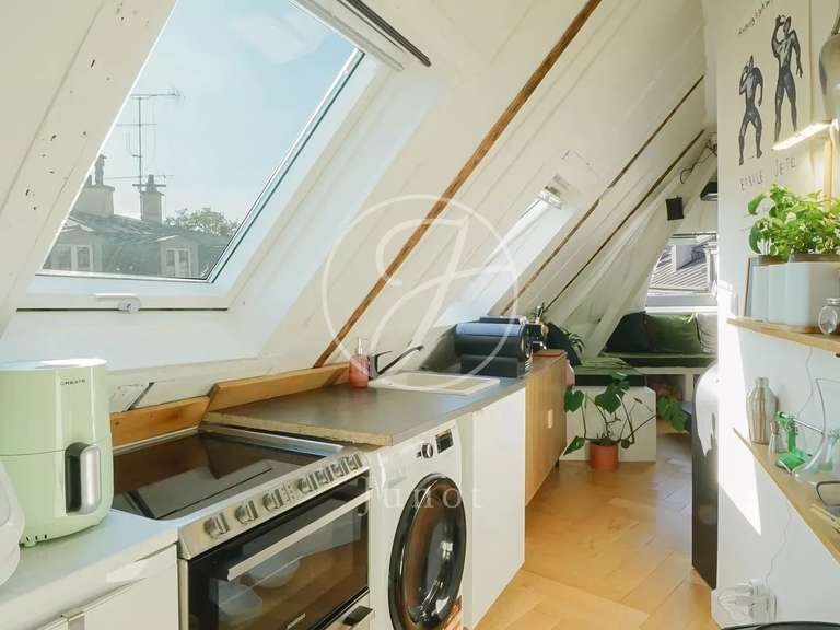 Appartement Paris 18e - 2 chambres - 36m²