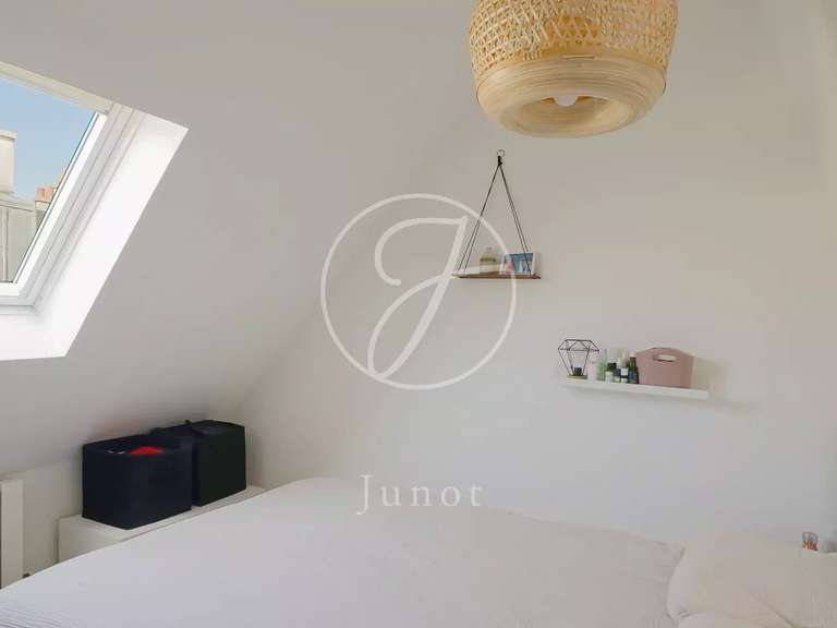 Appartement Paris 18e - 2 chambres - 36m²