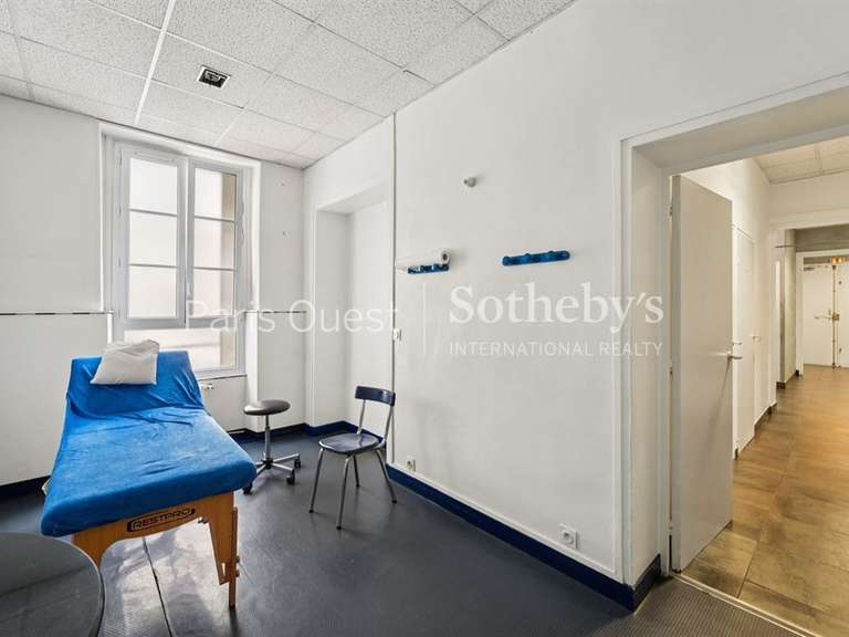 Appartement Paris 18e - 106m²