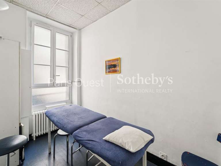 Appartement Paris 18e - 106m²