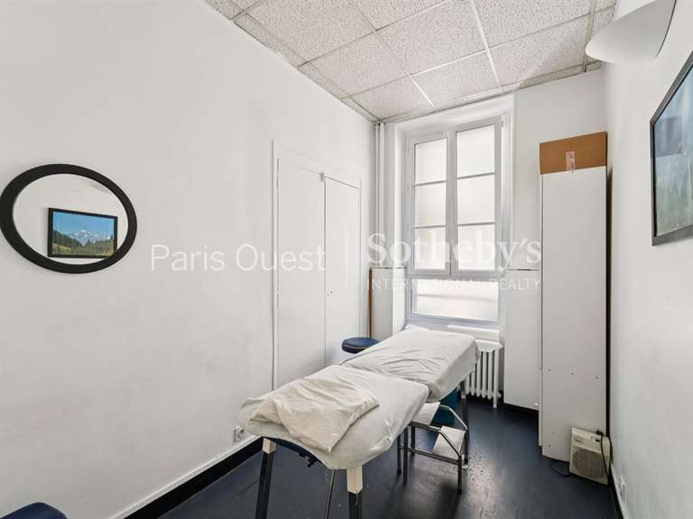 Appartement Paris 18e - 106m²