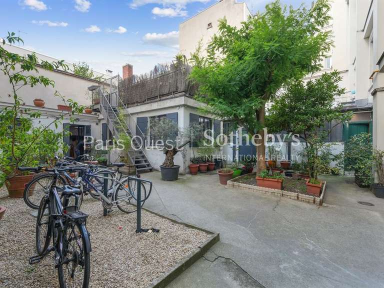 Appartement Paris 18e - 106m²