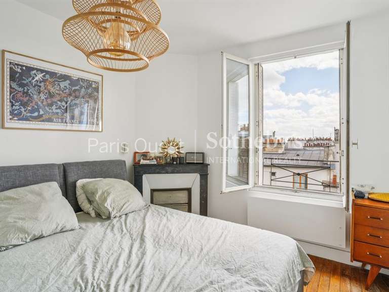 Appartement Paris 18e - 2 chambres - 62m²