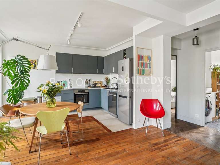 Appartement Paris 18e - 2 chambres - 62m²
