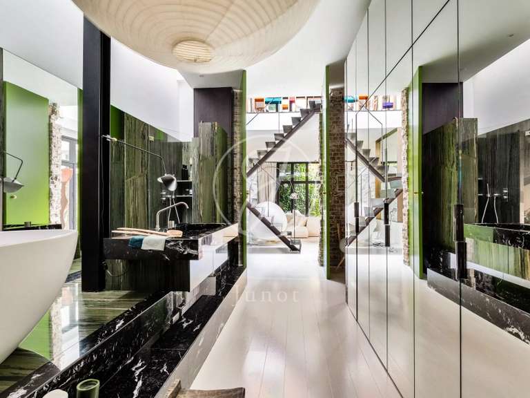 Apartment Paris 18e - 2 bedrooms - 160m²