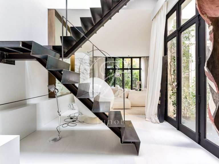 Apartment Paris 18e - 2 bedrooms - 160m²