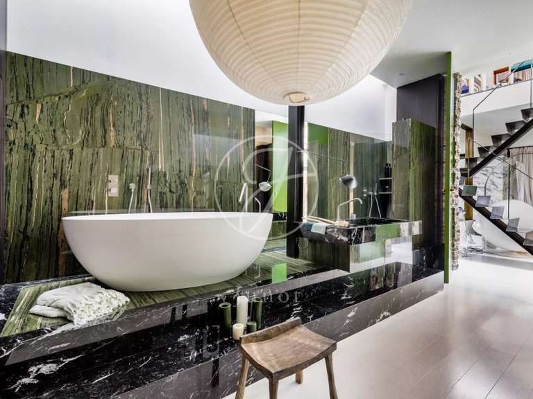 Apartment Paris 18e - 2 bedrooms - 160m²