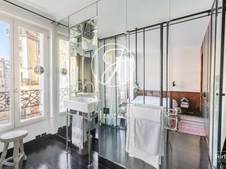 Appartement Paris 18e - 1 chambre - 31m²