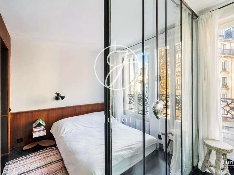 Appartement Paris 18e - 1 chambre - 31m²