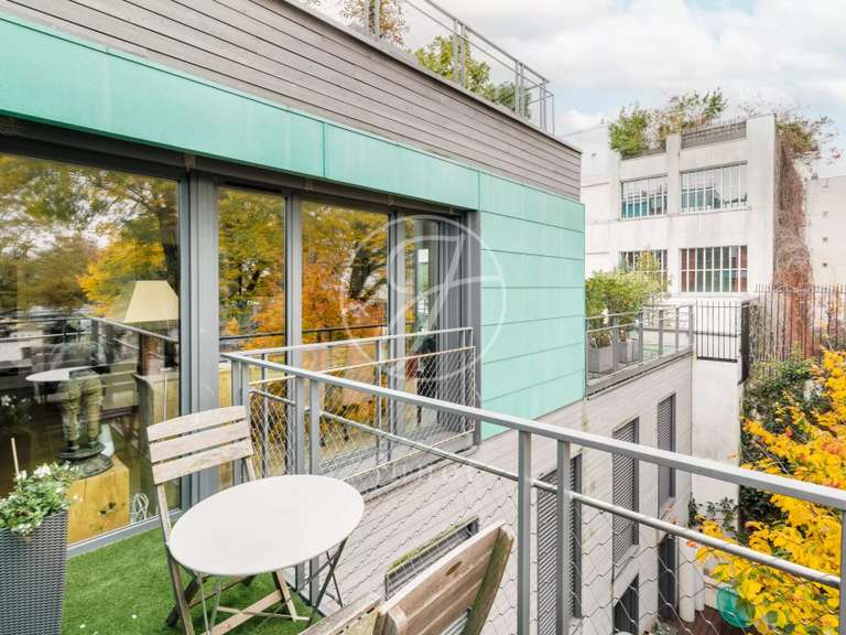 Appartement Paris 18e - 2 chambres - 167m²