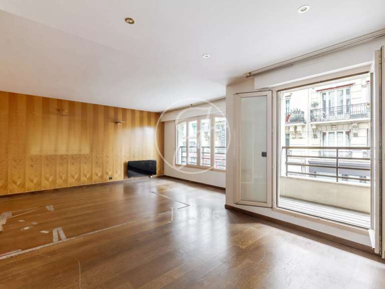Appartement Paris 18e - 2 chambres - 93m²