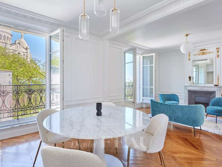 Appartement Paris 18e - 1 chambre - 49m²