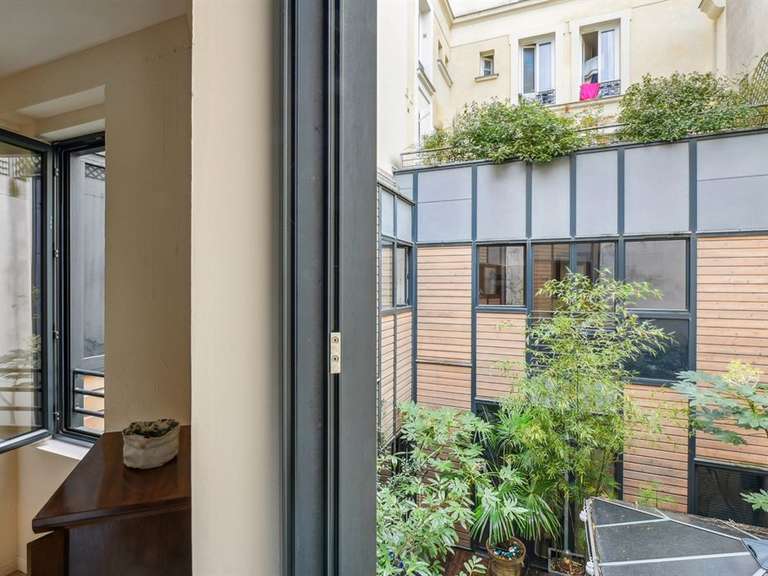 Appartement Paris 18e - 3 chambres - 133m²