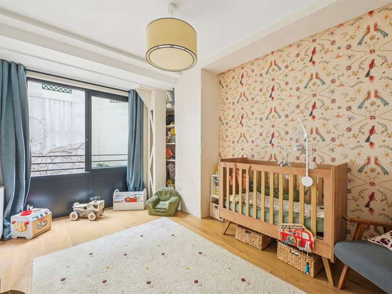 Appartement Paris 18e - 3 chambres - 133m²