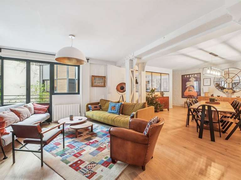 Appartement Paris 18e - 3 chambres - 133m²